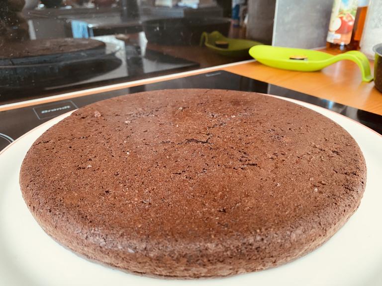 Gâteau Moelleux au chocolat et noisettes indice glycémique faible sans gluten, sans lactose et sans féculent